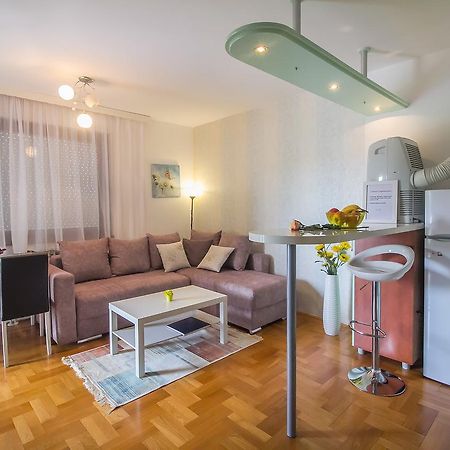 Stan Na Dan Banja Luka Apartment Екстериор снимка
