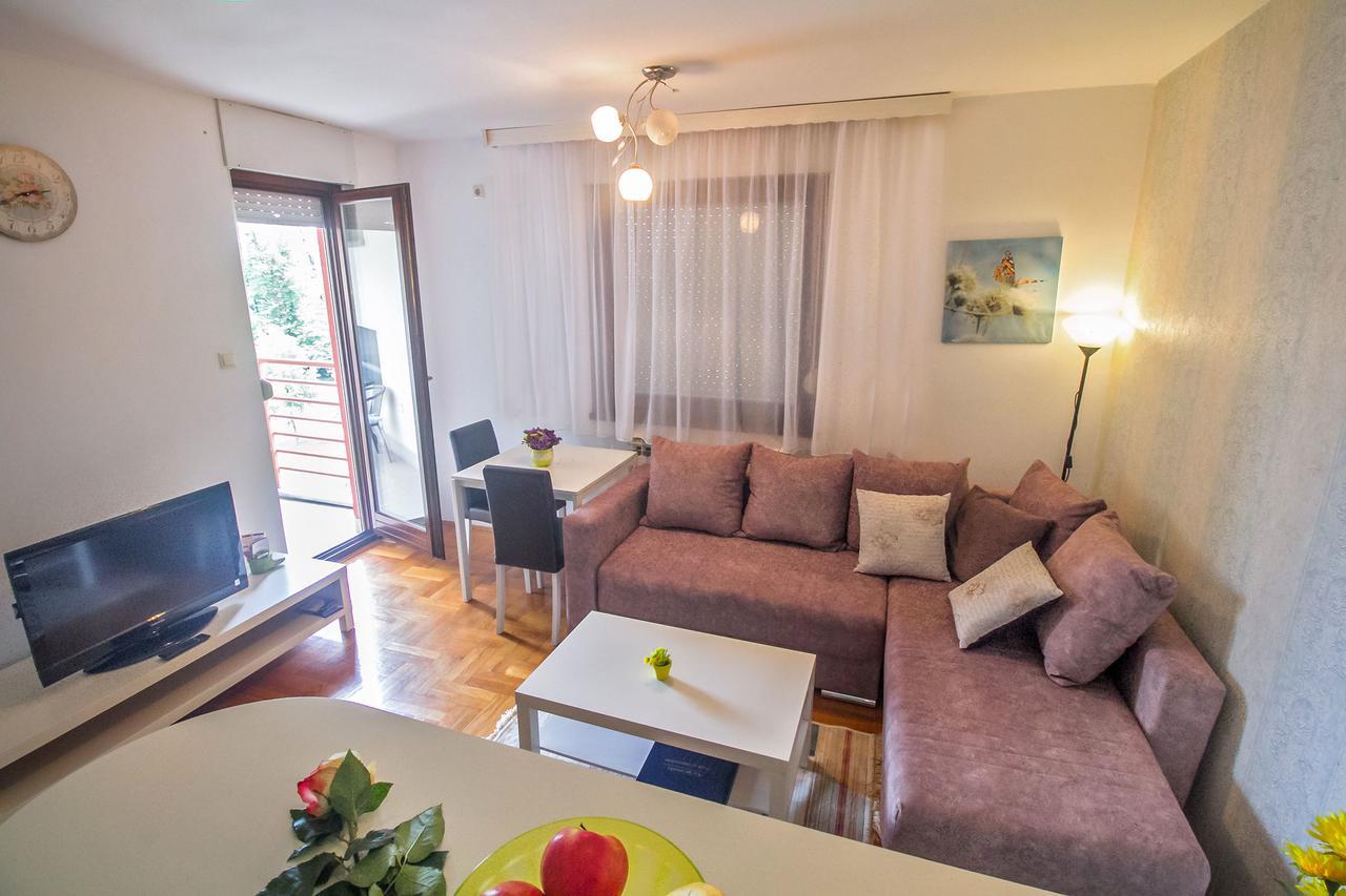 Stan Na Dan Banja Luka Apartment Екстериор снимка