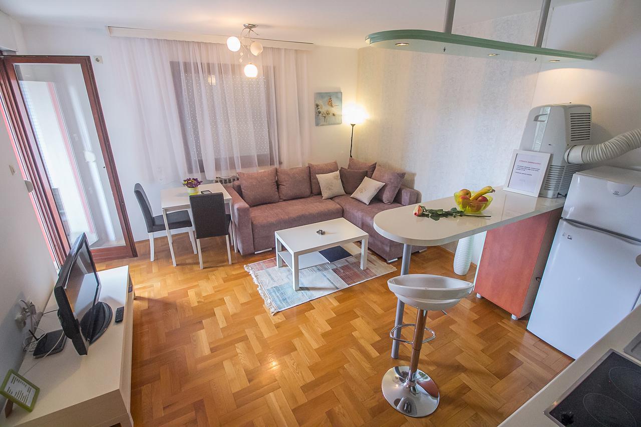Stan Na Dan Banja Luka Apartment Екстериор снимка